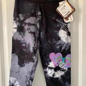 NWT Margarita Activewear Studded Supplex Tye Dye Batik Hearts Capri